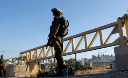 اغلاق البوابات الحديدية في رام الله