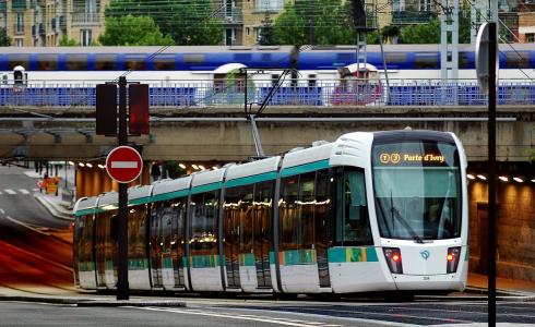 حركة المواصلات في فرنسا