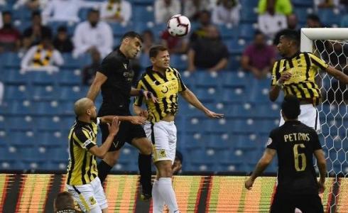 الاتحاد ضد النصر في كلاسيكو السعودية