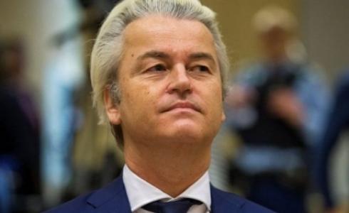 تعهد فيلدرز قبل صدور قرار الحكم بمواصلة النهج الذي درج عليه