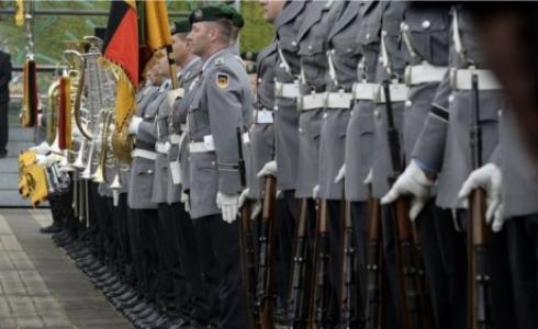 وزارة الدفاع أحالت ملف الجنود اليمينيين المتطرفين للنائب العام