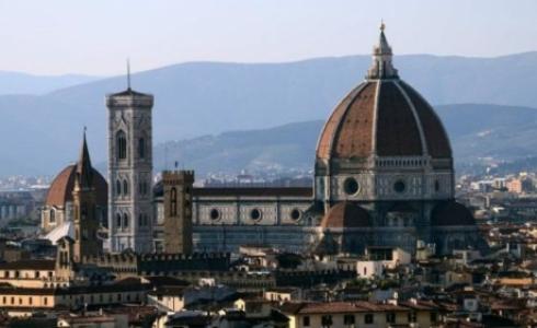 قررت شركة ماكدونالدز مقاضاة مدينة فلورنسا 