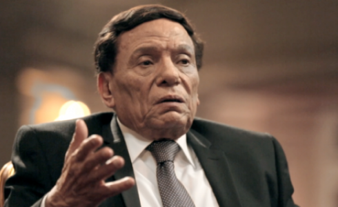 الفانان المصري عادل امام