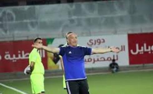 المدرب خضر عبيد