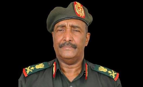 عبد الفتاح برهان رئيس المجلس الانتقالي الجديد في السودان