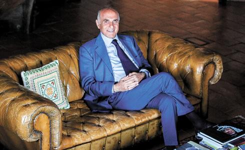 رجل الاعمال الفلسطيني-منيب المصري