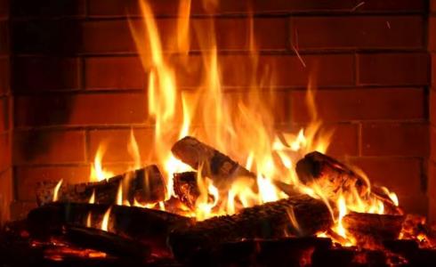 امرأة تحرق زوجها حيًا لهذا السبب!