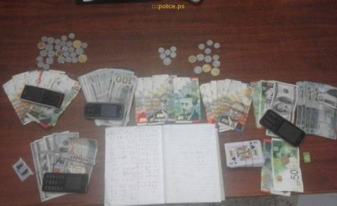 القبض على شبكة للعب القمار