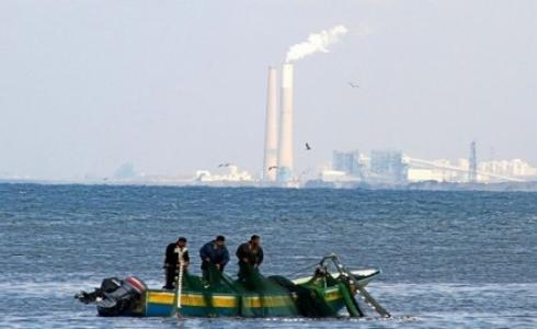صيادون في عرض بحر غزة