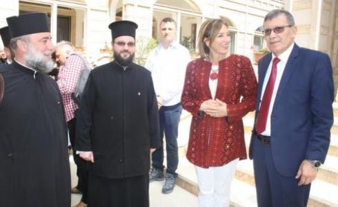 الفتياني وزوجة الرئيس الروماني