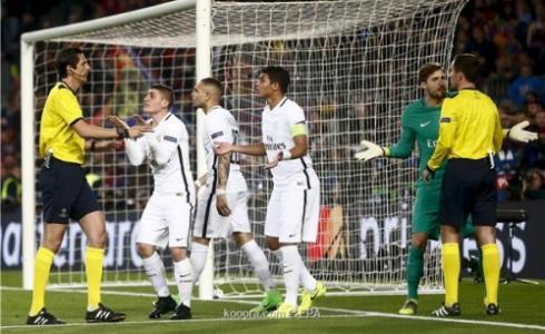 شهدت مباراة البرسا وسان جيرمان جدلًا تحكيميًا كبيرًا