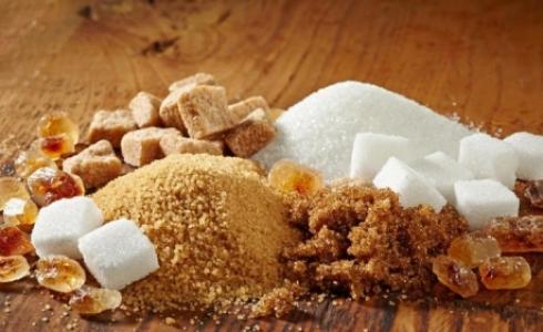 تناولهم الأطعمة الغنية بالسكر