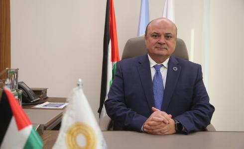 محافظ سلطة النقد عزام الشوا