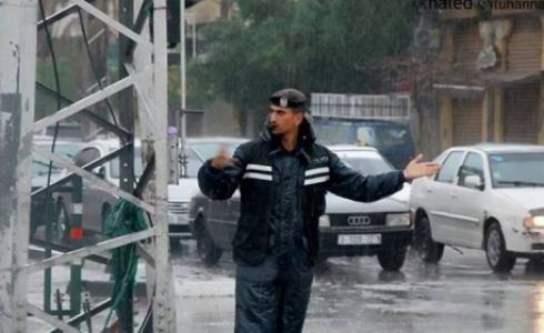 صورة شرطى في المنخفض الجوي