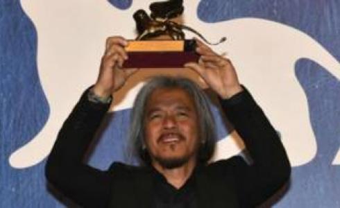 المخرج لاف دياز اهدى فيلمه الفائز "للشعب الفلبيني ونضاله"