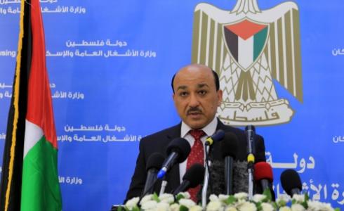 وزير الأشغال العامة والإسكان مفيد الحساينة