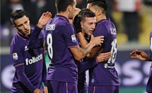 كالينيتش مع لاعبي فيورنتينا