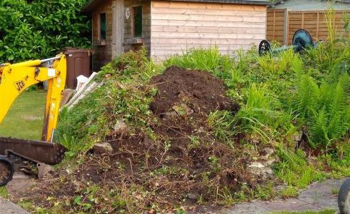 العثور على مخلوق غامض في منزل في بريطانيا