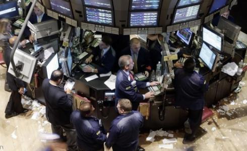 سعر برميل النفط تجاوز 55 دولارا - أرشيفية