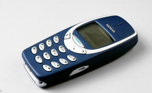 أنتج هاتف نوكيا 3310 عام 2000