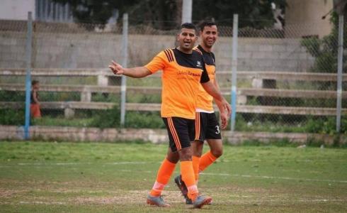 لاعب نادي الجلاء في غزة أشرف أبو توهة 