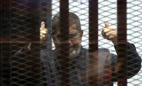 سبب سجن محمد مرسي