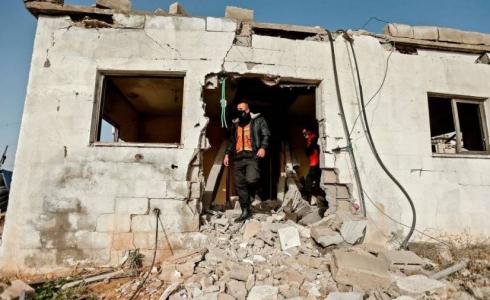 المنزل الذي تعرض لقذيفة الاحتلال على حدود قطاع غزة