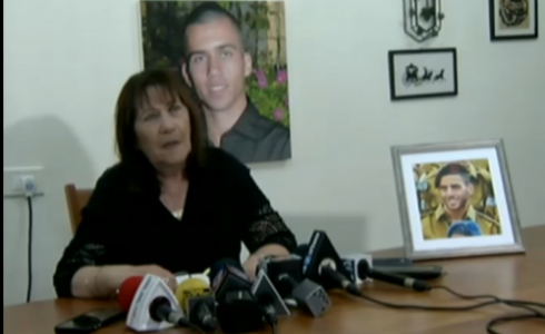 والده الجندي أورون شاؤول