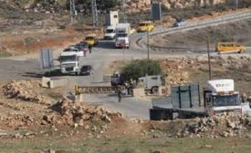 الاحتلال يغلق مدخل النبي صالح شمال رام الله