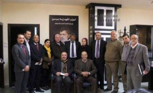 رئيس وأعضاء كتلة فتح  خلال الزيارة