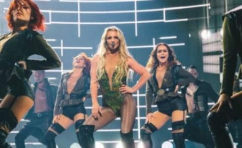 سبيرز تقيم أول حفل لها في لندن منذ عام 2011