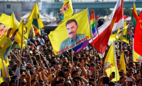 تظاهر الآلاف من انصار حزب العمال الكردستاني في كولونيا بالمانيا يوم السبت ضد سياسات الحكومة التركية