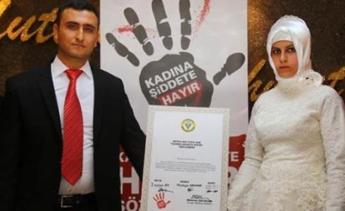 عروسان تركيان