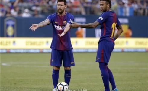 ميسي يتحدث عن كواليس رحيل نيمار