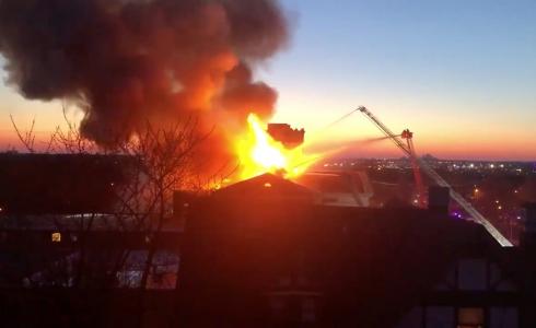 حريق متحف مخطوطات كاربليس في ولاية ميزوري