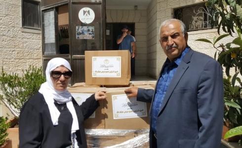 نائب محافظ القدس يتسلّم مكرمة رئاسية من اللواء رائدة الفارس