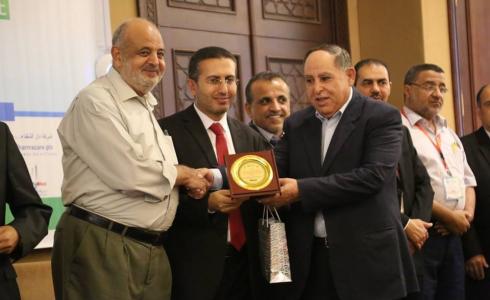 النائب د.النجار يشارك في المؤتمر العلمي لأمراض الباطنة