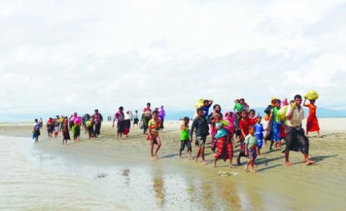 لاجئين  فروا من بورما