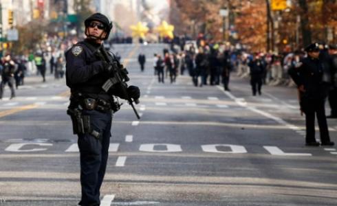 عناصر من الشرطة الامريكية