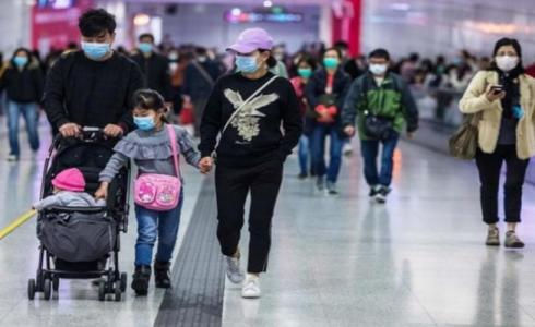 رعايا يغادرون الصين نتيجة تفشي فيروس كورونا