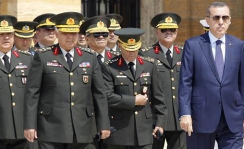 أردوغان وقيادة الجيش التركي