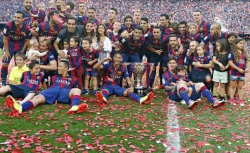 برشلونة فاز بلقب الليغا الموسم الماضي