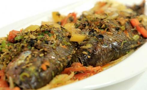 طبق فسيخ فلسطيني 