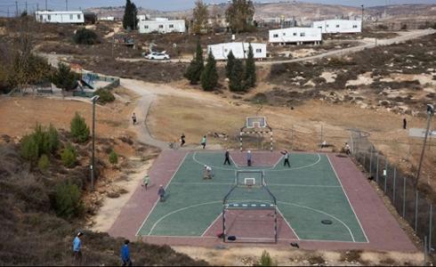 مستوطنة عامونا