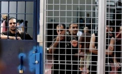 اسرى في سجون الاحتلال الاسرائيلي - ارشيف