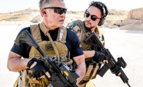 الملك عبد الله ونجله الأمير حسين - ارشيفية -