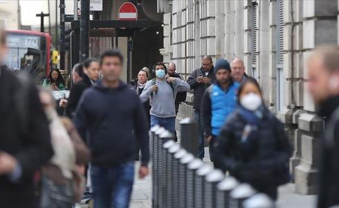 بريطانيا ستدفع الأموال مقابل العزل الصحي الذاتي