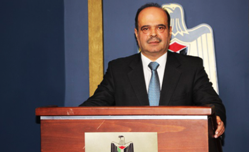 المتحدث الرسمي باسم الحكومة يوسف المحمود