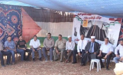 ادعيس خلال وقوفه بجانب أهالي المتضررين