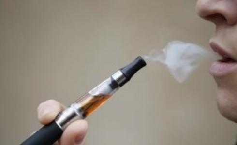 سيجارة الكترونية 